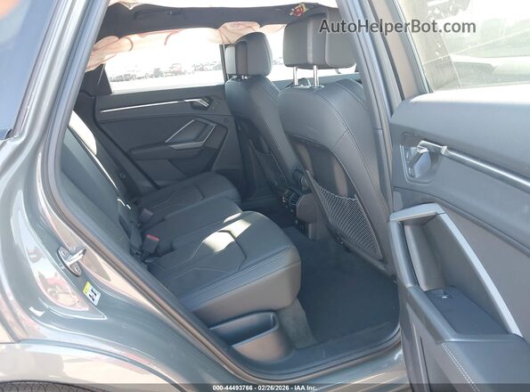WA1DECF39S1036735 2025 AUDI Q3 Black VIN կոդի պիտակի տեսք