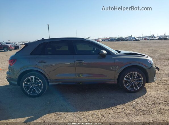 WA1DECF39S1036735 2025 AUDI Q3 Black Սալոնի հետևի տեսք