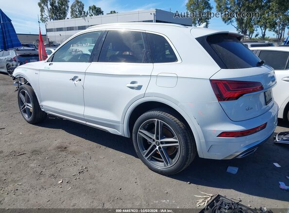 WA1E2AFY3M2043058 2021 AUDI Q5 White Trasero izquierdo