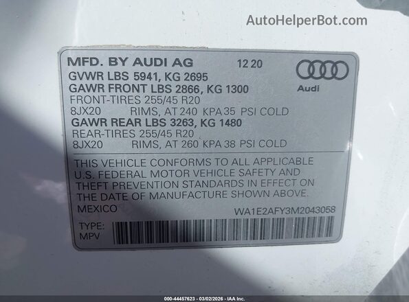 WA1E2AFY3M2043058 2021 AUDI Q5 White Vista del compartimento del motor