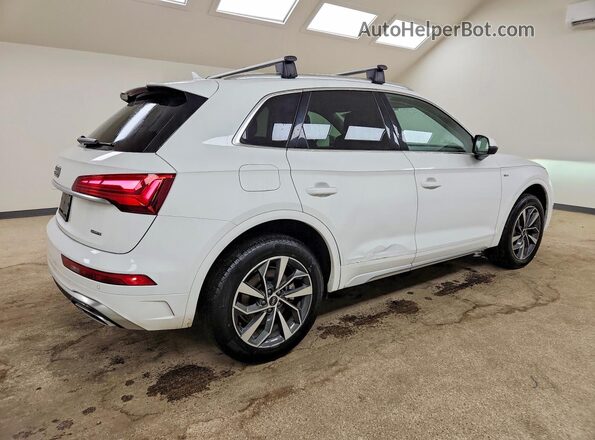 WA1EAAFY2R2083609 2024 AUDI Q5 White Rear right