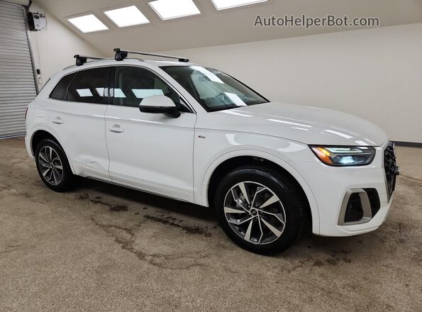 WA1EAAFY2R2083609 2024 AUDI Q5 White 