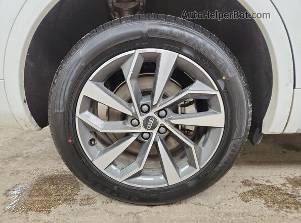 WA1EAAFY2R2083609 2024 AUDI Q5 White 