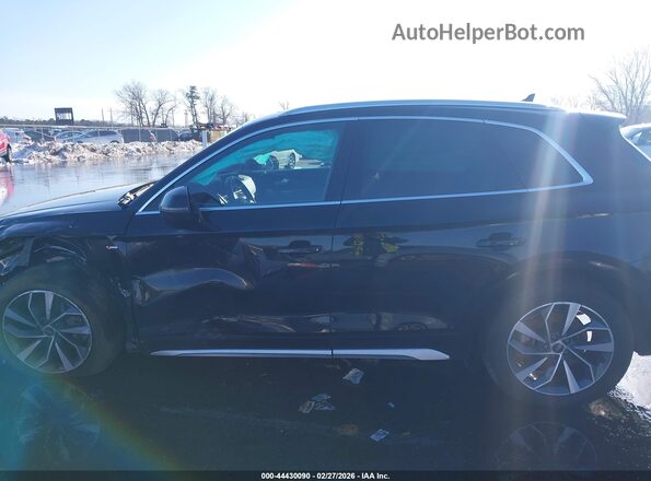 WA1EAAFY9R2018353 2024 AUDI Q5 Black სალონის 360-გრადუსიანი ხედი