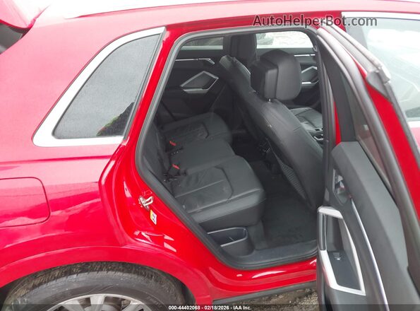 WA1EECF31M1117235 2021 AUDI Q3 Red Vista de la etiqueta del VIN