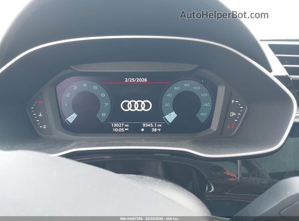 WA1EECF32R1138828 2024 AUDI Q3 White უკანა სავარძლების ხედი