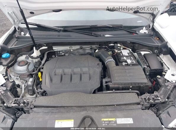 WA1EECF32R1138828 2024 AUDI Q3 White უკანა ხედი