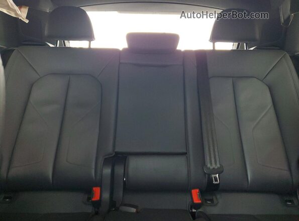 WA1EECF35M1117092 2021 AUDI Q3 Blue Vista de los asientos traseros