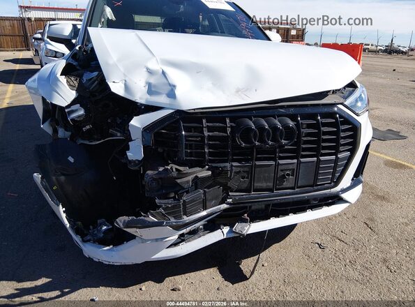 WA1EECF35P1122314 2023 AUDI Q3 White Front view