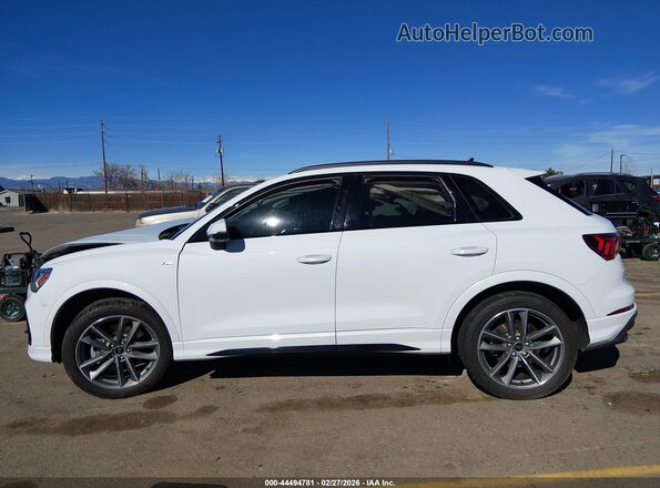 WA1EECF35P1122314 2023 AUDI Q3 White Rear interior view