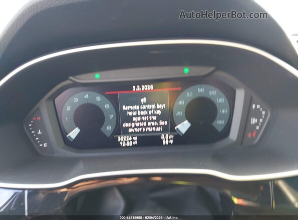 WA1EECF35R1142680 2024 AUDI Q3 White უკანა სავარძლების ხედი
