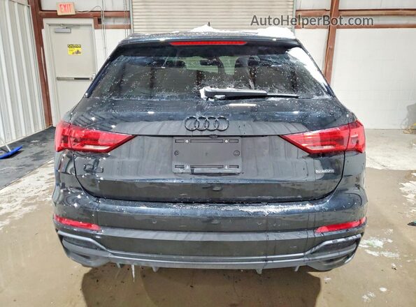WA1EECF35R1165814 2024 AUDI Q3 Black უკანა ხედი