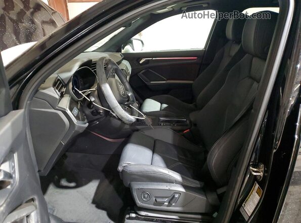 WA1EECF35R1165814 2024 AUDI Q3 Black წინა სალონის ხედი