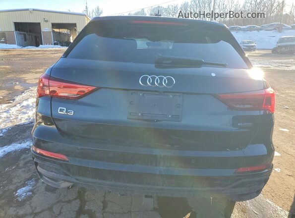 WA1EECF38R1078473 2024 AUDI Q3 Black უკანა ხედი