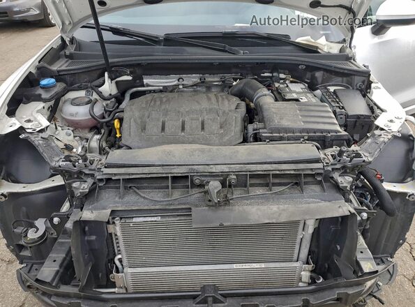 WA1EECF38R1078652 2024 AUDI Q3 White Vista del compartimento del motor