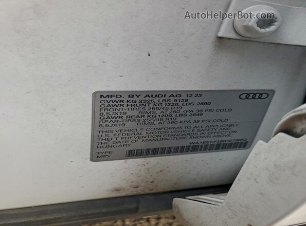 WA1EECF38R1078652 2024 AUDI Q3 White Vista de la etiqueta del VIN