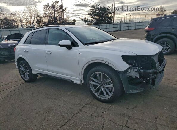 WA1EECF38R1078652 2024 AUDI Q3 White Delantero derecho