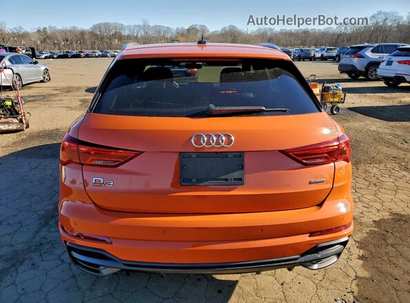 WA1EECF39K1087768 2019 AUDI Q3 Оранжевый Вид сзади