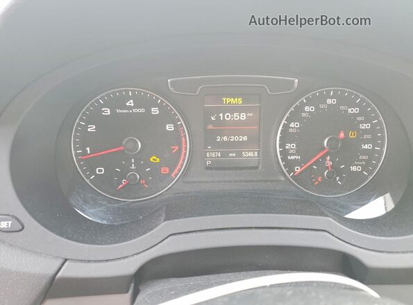 WA1EFCFS4GR014417 2016 AUDI Q3 White Սարքավորումների վահանակի տեսք