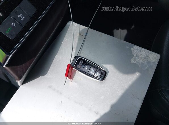 WA1EVAF16MD020212 2021 AUDI Q8 White წინა პანელის ხედი
