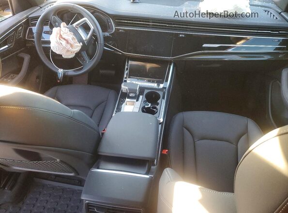 WA1EVBF14SD041658 2025 AUDI Q8 Черный Вид панели приборов