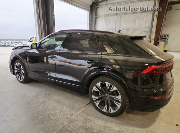 WA1EVBF1XSD037601 2025 AUDI Q8 Черный Задняя левая четверть