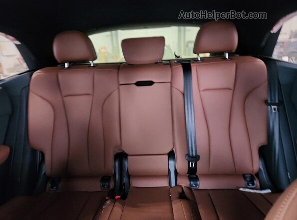 WA1EVBF1XSD037601 2025 AUDI Q8 Черный Вид задних сидений