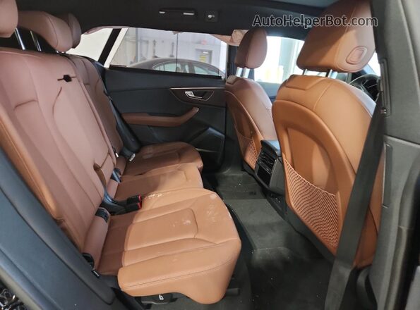 WA1EVBF1XSD037601 2025 AUDI Q8 Черный Вид задней части салона
