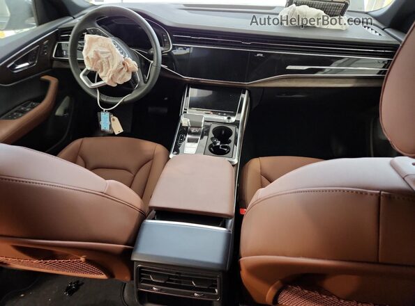 WA1EVBF1XSD037601 2025 AUDI Q8 Черный Вид панели приборов