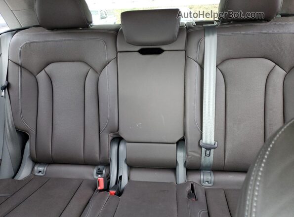 WA1FVBF10MD036822 2021 AUDI Q8 Silver 