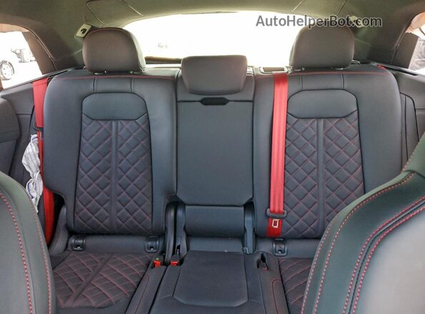 WA1FVBF16TD001006 2026 AUDI Q8 Черный Вид задних сидений