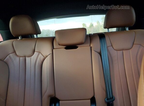 WA1G2AFY2S2065767 2025 AUDI Q5 Gray Rear seats view