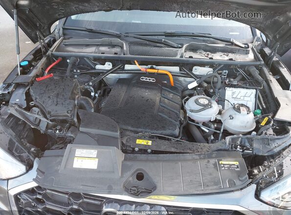 WA1G2AFY4S2024413 2025 AUDI Q5 Gray Rear view