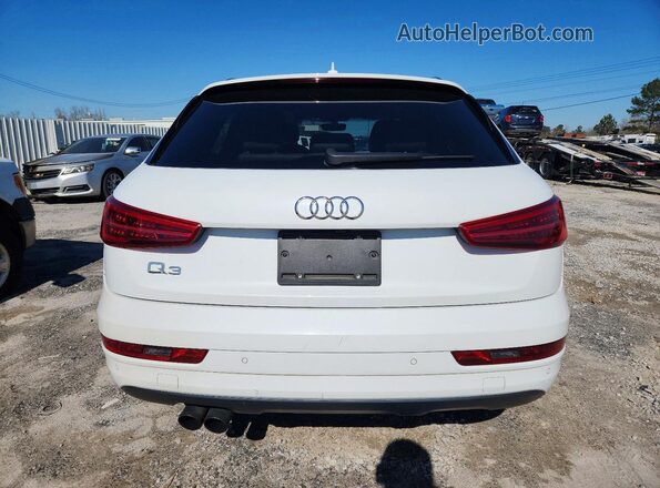 WA1HCCFS3HR013847 2017 AUDI Q3 White უკანა ხედი