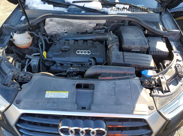 WA1JCCFSXHR008520 2017 AUDI Q3 Black Engine compartment view