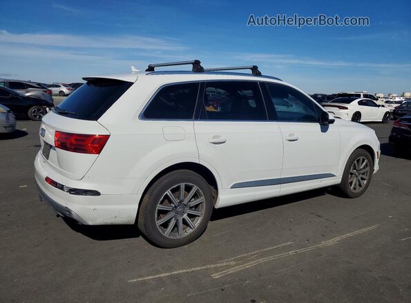 WA1LAAF76KD020134 2019 AUDI Q7 White Задня права чверть
