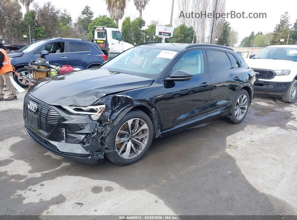 WA1LAAGE8MB039232 2021 AUDI E-TRON Black Передня ліва чверть