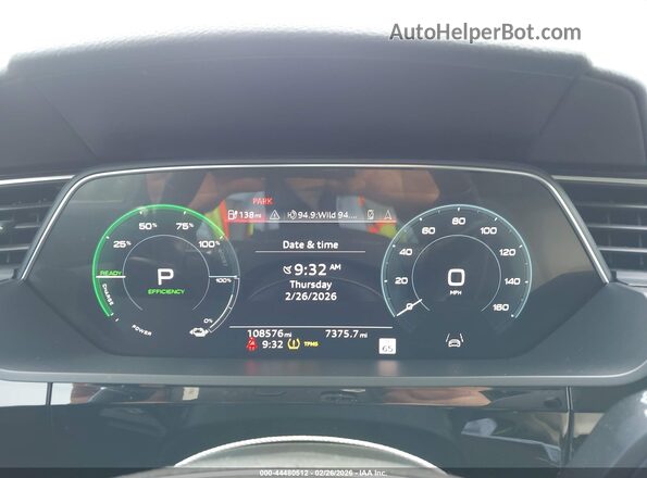 WA1LAAGE8MB039232 2021 AUDI E-TRON Black Вид задніх сидінь