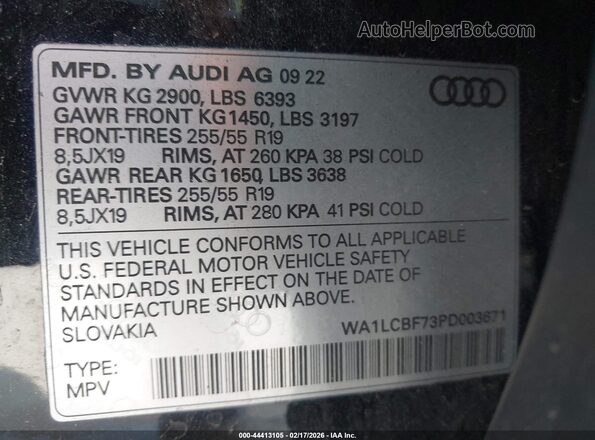 WA1LCBF73PD003671 2023 AUDI Q7 Black ძრავის განყოფილების ხედი