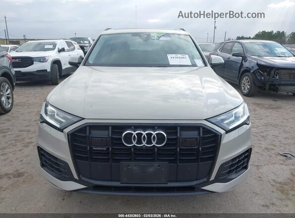 WA1LCBF73PD005193 2023 AUDI Q7 Brown Սարքավորումների վահանակի տեսք