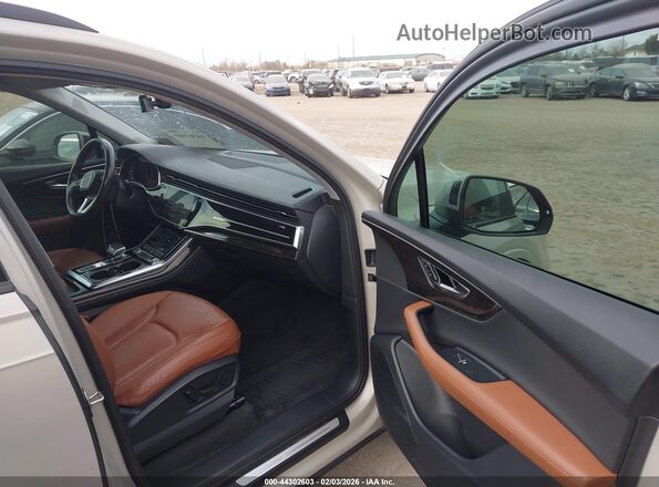 WA1LCBF73PD005193 2023 AUDI Q7 Brown Սալոնի դիմացի տեսք