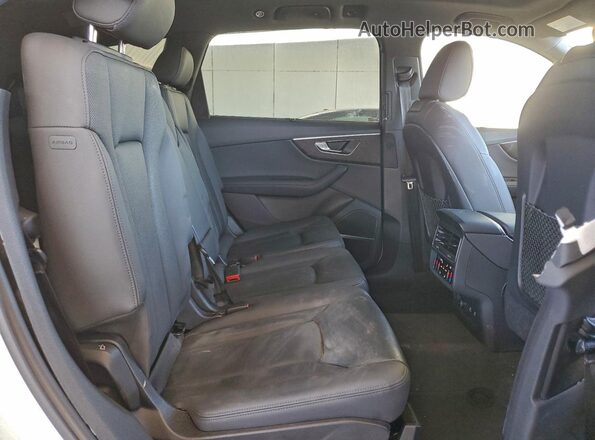 WA1LCBF75RD003786 2024 AUDI Q7 Белый Вид задней части салона