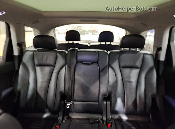 WA1LHAF72JD030590 2018 AUDI Q7 Black Rear seats view