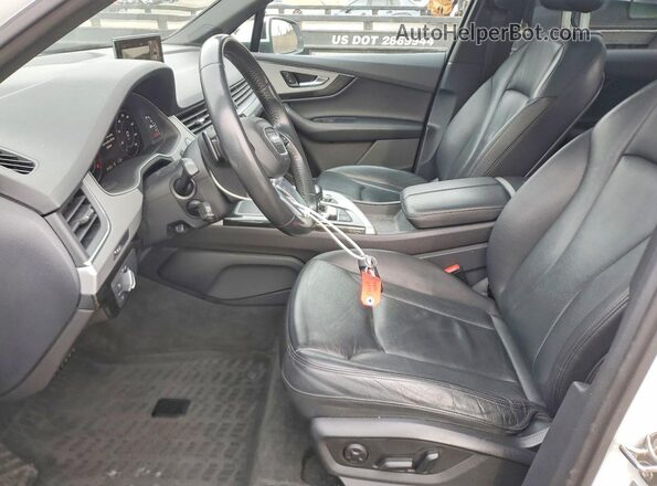 WA1LHAF74KD043357 2019 AUDI Q7 White 
