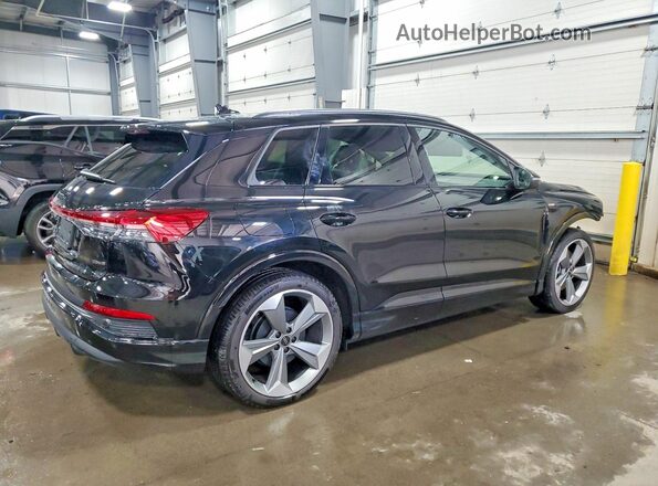 WA1LUBFZ3SP051533 2025 AUDI Q4 Black 