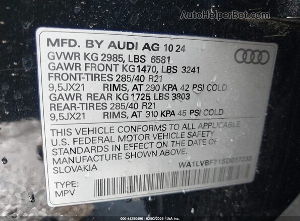 WA1LVBF71SD017233 2025 AUDI Q7 Black Widok komory silnika