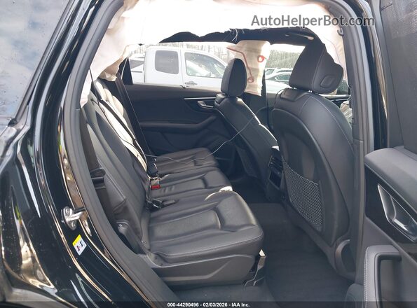 WA1LVBF71SD017233 2025 AUDI Q7 Black Widok naklejki z numerem VIN