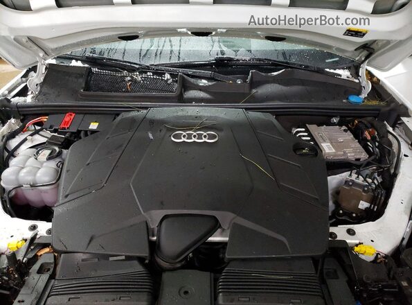 WA1LXAF74LD012212 2020 AUDI Q7 White Vista del compartimento del motor