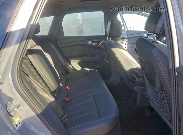 WA1MUBFZ9SP069748 2025 AUDI Q4 Gray 