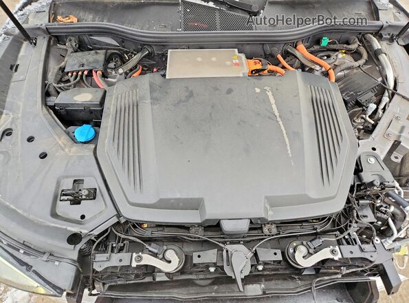 WA1VAAGE7MB020678 2021 AUDI E-TRON Серый Вид подкапотного пространства